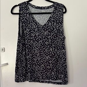 LOFT Navy and White Floral Tank Top